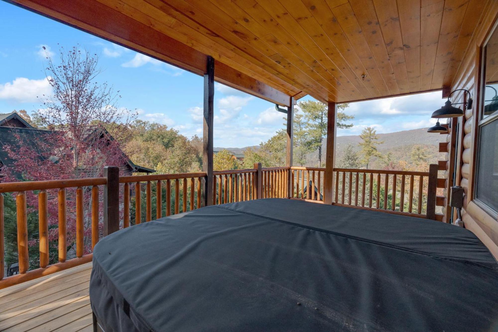 New Luxury Cabin With Indoor Pool, Hot Tub, & Theater Villa Pigeon Forge Exteriör bild